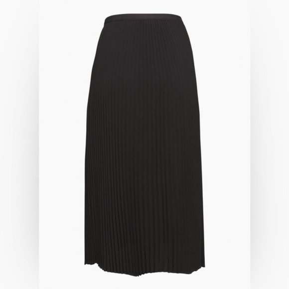 Aritzia Babaton Jude Skirt High Waisted Pleated Midi Burgundy Size Small - Picture 2 of 14